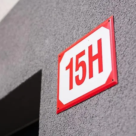 Comfort 15h Apartment *